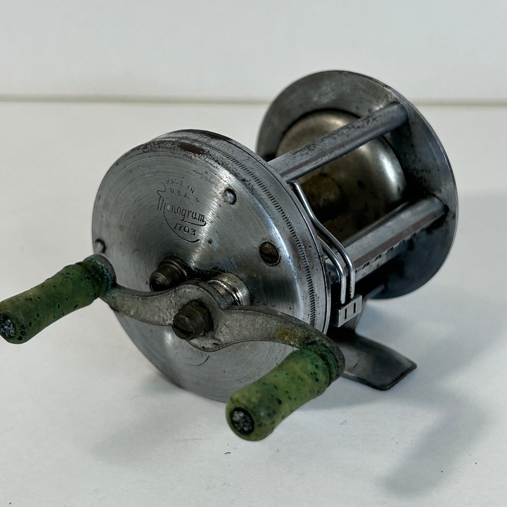 Vintage Kalamazoo Tackle Co Monogram 1703‎ Baitcasting Fishing Reel USA Made